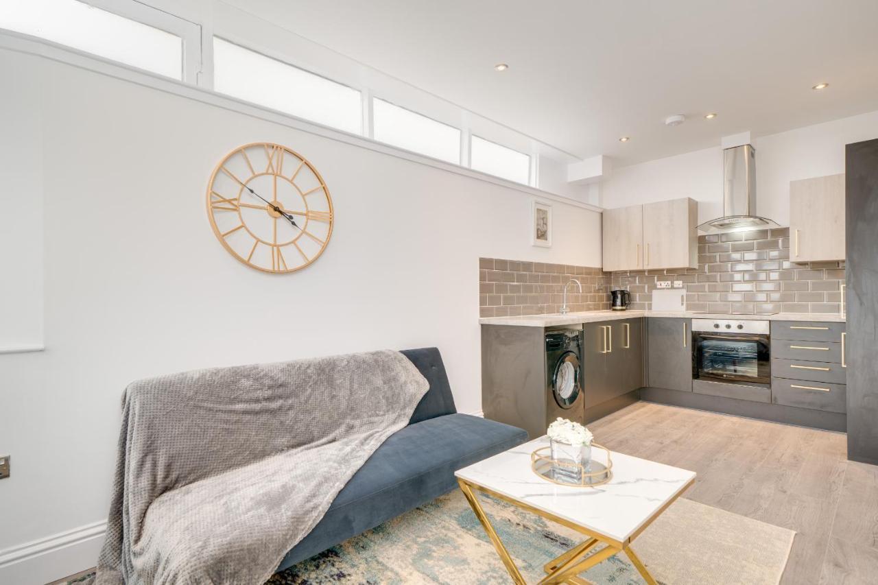 Town House Apartments Wakefield Luaran gambar