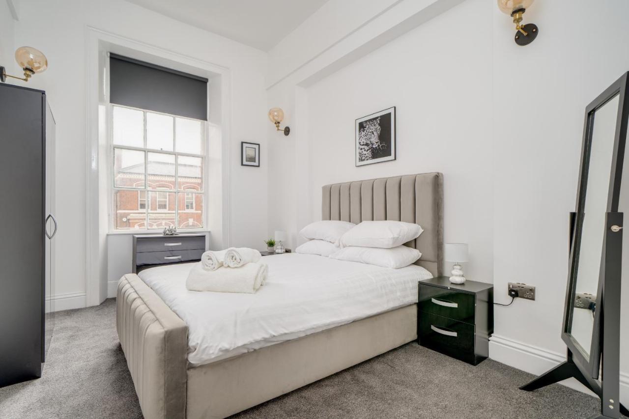 Town House Apartments Wakefield Luaran gambar